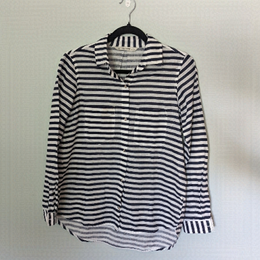 Zara║Button Down Striped Shirt║Size XS